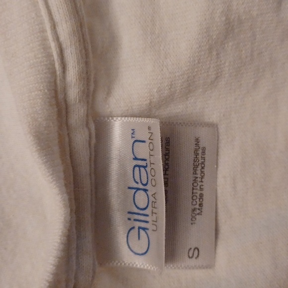 4/$40 White Long Sleeve Tee - Size Small - Picture 5 of 5